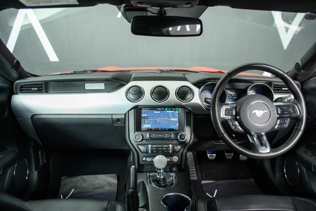 2016 FORD MUSTANG - Photo 2