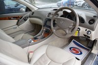 USED 2006 06 MERCEDES-BENZ SL 5.5 SL500 Convertible 2dr Petrol 7G-Tronic (291 g/km, 382.68 bhp) 