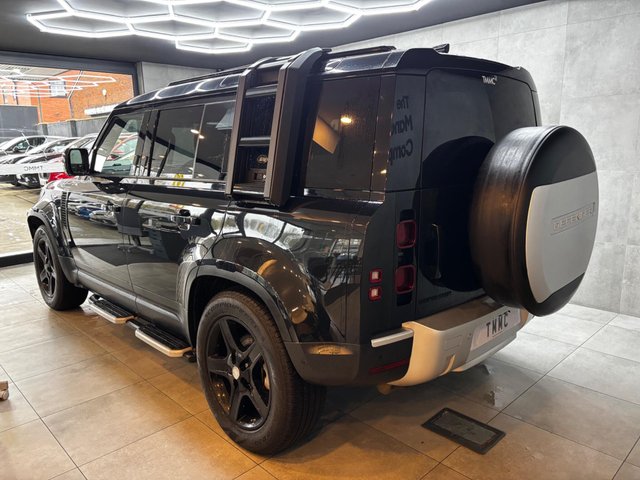 View our LAND ROVER DEFENDER 110