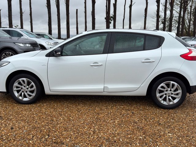 2014 RENAULT MEGANE 1.5 dCi ENERGY Limited Hatchback 5dr Diesel Manual Euro 5 (s/s) (110 ps) - Photo 6