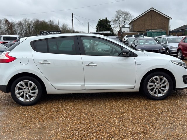 2014 RENAULT MEGANE 1.5 dCi ENERGY Limited Hatchback 5dr Diesel Manual Euro 5 (s/s) (110 ps) - Photo 9