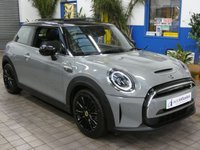 USED 2021 71 MINI Electric Hatch Cooper SE 32.6kWh Level 3 Hatchback 3dr Electric Auto (184 ps) BIG SPEC HEAD UP DISPLAY SAT NAV HEATED LEATHER INTERIOR REAR VIEW CAMERA CRUISE CONTROL PARKING SENSORS 1 OWNER SERVICE HISTORY WARRANTY