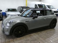 USED 2021 71 MINI Electric Hatch Cooper SE 32.6kWh Level 3 Hatchback 3dr Electric Auto (184 ps) BIG SPEC HEAD UP DISPLAY SAT NAV HEATED LEATHER INTERIOR REAR VIEW CAMERA CRUISE CONTROL PARKING SENSORS 1 OWNER SERVICE HISTORY WARRANTY