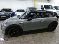 USED 2021 71 MINI Electric Hatch Cooper SE 32.6kWh Level 3 Hatchback 3dr Electric Auto (184 ps) BIG SPEC HEAD UP DISPLAY SAT NAV HEATED LEATHER INTERIOR REAR VIEW CAMERA CRUISE CONTROL PARKING SENSORS 1 OWNER SERVICE HISTORY WARRANTY