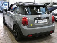 USED 2021 71 MINI Electric Hatch Cooper SE 32.6kWh Level 3 Hatchback 3dr Electric Auto (184 ps) BIG SPEC HEAD UP DISPLAY SAT NAV HEATED LEATHER INTERIOR REAR VIEW CAMERA CRUISE CONTROL PARKING SENSORS 1 OWNER SERVICE HISTORY WARRANTY