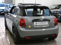 USED 2021 71 MINI Electric Hatch Cooper SE 32.6kWh Level 3 Hatchback 3dr Electric Auto (184 ps) BIG SPEC HEAD UP DISPLAY SAT NAV HEATED LEATHER INTERIOR REAR VIEW CAMERA CRUISE CONTROL PARKING SENSORS 1 OWNER SERVICE HISTORY WARRANTY