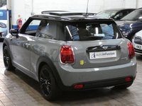 USED 2021 71 MINI Electric Hatch Cooper SE 32.6kWh Level 3 Hatchback 3dr Electric Auto (184 ps) BIG SPEC HEAD UP DISPLAY SAT NAV HEATED LEATHER INTERIOR REAR VIEW CAMERA CRUISE CONTROL PARKING SENSORS 1 OWNER SERVICE HISTORY WARRANTY