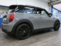 USED 2021 71 MINI Electric Hatch Cooper SE 32.6kWh Level 3 Hatchback 3dr Electric Auto (184 ps) BIG SPEC HEAD UP DISPLAY SAT NAV HEATED LEATHER INTERIOR REAR VIEW CAMERA CRUISE CONTROL PARKING SENSORS 1 OWNER SERVICE HISTORY WARRANTY