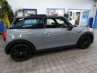 USED 2021 71 MINI Electric Hatch Cooper SE 32.6kWh Level 3 Hatchback 3dr Electric Auto (184 ps) BIG SPEC HEAD UP DISPLAY SAT NAV HEATED LEATHER INTERIOR REAR VIEW CAMERA CRUISE CONTROL PARKING SENSORS 1 OWNER SERVICE HISTORY WARRANTY