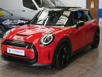 USED 2022 22 MINI Electric Hatch Cooper SE 32.6kWh Level 3 Hatchback 3dr Electric Auto (184 ps) BIG SPEC HEAD UP DISPLAY SAT NAV HEATED LEATHER INTERIOR REAR VIEW CAMERA CRUISE CONTROL PARKING SENSORS 1 OWNER SERVICE HISTORY WARRANTY