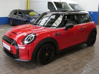 USED 2022 22 MINI Electric Hatch Cooper SE 32.6kWh Level 3 Hatchback 3dr Electric Auto (184 ps) BIG SPEC HEAD UP DISPLAY SAT NAV HEATED LEATHER INTERIOR REAR VIEW CAMERA CRUISE CONTROL PARKING SENSORS 1 OWNER SERVICE HISTORY WARRANTY