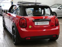 USED 2022 22 MINI Electric Hatch Cooper SE 32.6kWh Level 3 Hatchback 3dr Electric Auto (184 ps) BIG SPEC HEAD UP DISPLAY SAT NAV HEATED LEATHER INTERIOR REAR VIEW CAMERA CRUISE CONTROL PARKING SENSORS 1 OWNER SERVICE HISTORY WARRANTY