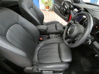 USED 2022 22 MINI Electric Hatch Cooper SE 32.6kWh Level 3 Hatchback 3dr Electric Auto (184 ps) BIG SPEC HEAD UP DISPLAY SAT NAV HEATED LEATHER INTERIOR REAR VIEW CAMERA CRUISE CONTROL PARKING SENSORS 1 OWNER SERVICE HISTORY WARRANTY