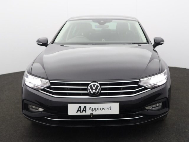 2021 Volkswagen Passat 1.5L Sel 4dr - Photo 4