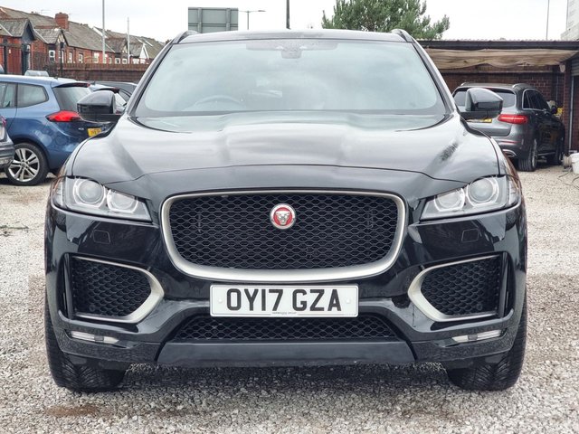 2017 JAGUAR F-PACE - Photo 11