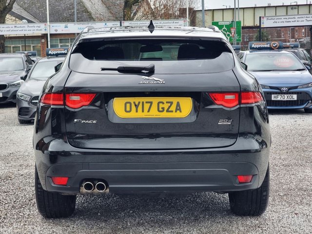 2017 JAGUAR F-PACE - Photo 12