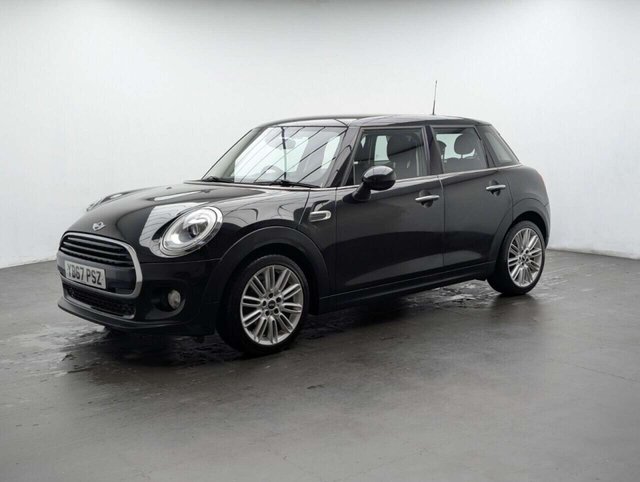 USED 2017 67 MINI HATCH 1.5 Cooper Hatchback 5dr Petrol Auto Euro 6 (s/s) (136 ps) CHILI PACK+CRUISE CONTROL CLICK & COLLECT/HOME DELIVERY