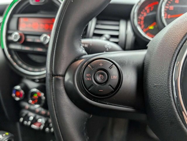 USED 2017 67 MINI HATCH 1.5 Cooper Hatchback 5dr Petrol Auto Euro 6 (s/s) (136 ps) CHILI PACK+CRUISE CONTROL CLICK & COLLECT/HOME DELIVERY