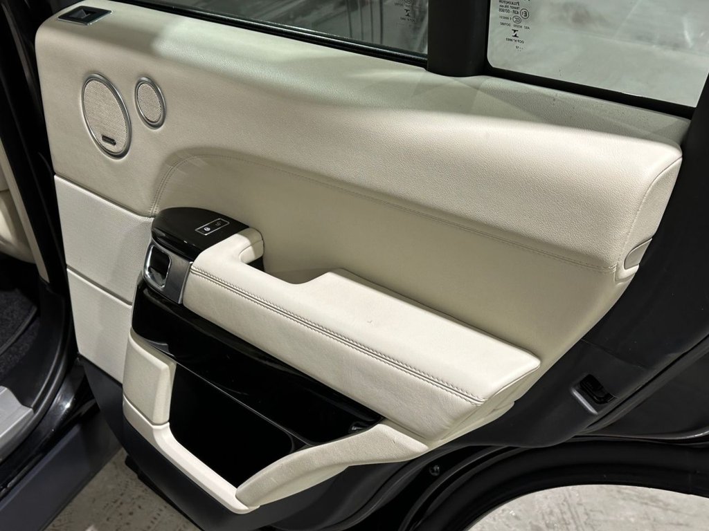 USED 2013 62 LAND ROVER RANGE ROVER 3.0 TD V6 Vogue SUV 5dr Diesel Auto 4WD Euro 5 (s/s) (258 ps) 