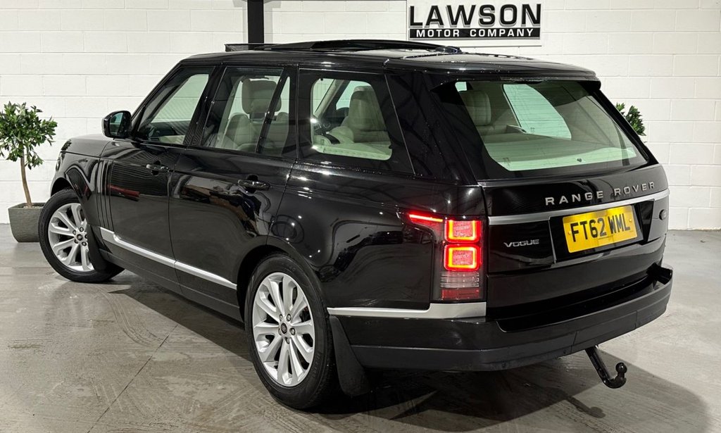 USED 2013 62 LAND ROVER RANGE ROVER 3.0 TD V6 Vogue SUV 5dr Diesel Auto 4WD Euro 5 (s/s) (258 ps) 