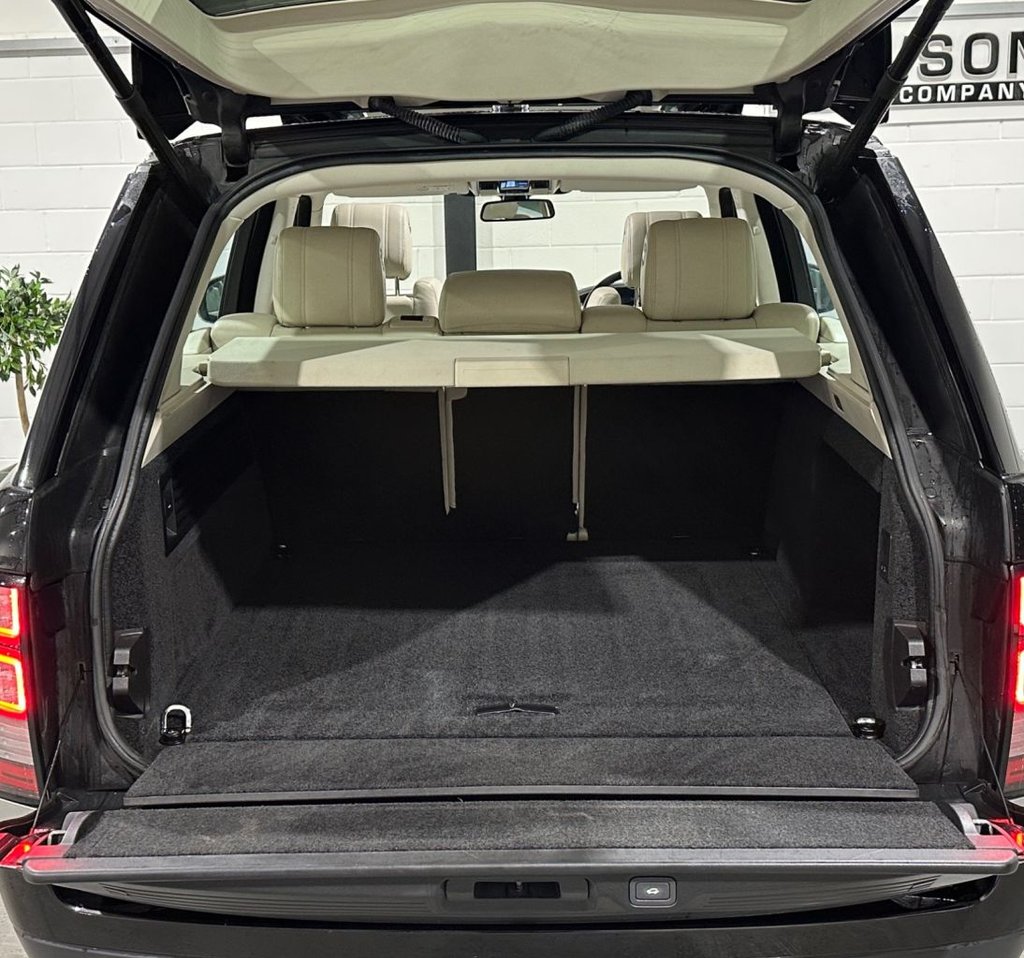 USED 2013 62 LAND ROVER RANGE ROVER 3.0 TD V6 Vogue SUV 5dr Diesel Auto 4WD Euro 5 (s/s) (258 ps) 