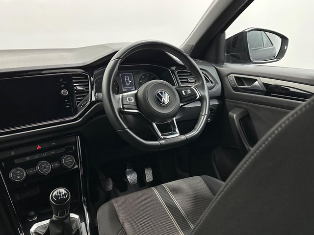 2022 Volkswagen T-Roc - Photo 12
