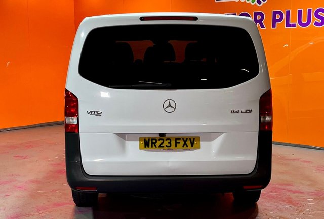 2023 MERCEDES-BENZ VITO 2.0 114 CDI Progressive Crew Van Double Cab 5dr Diesel G-Tronic RWD L2 Euro 6 (s/s) (LWB) (136 ps) One Owner. LWB. Artico Leather - Photo 7