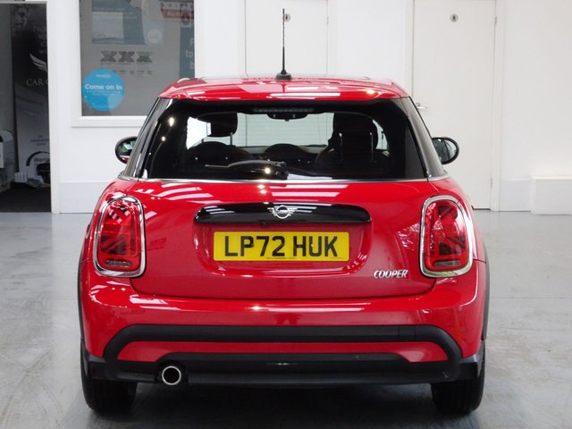 2022 MINI HATCH 1.5 Cooper Classic Hatchback 5dr Petrol Steptronic Euro 6 (s/s) (136 ps) - Photo 11