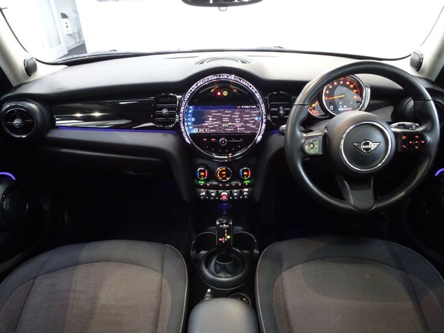 2022 MINI HATCH 1.5 Cooper Classic Hatchback 5dr Petrol Steptronic Euro 6 (s/s) (136 ps) - Photo 2