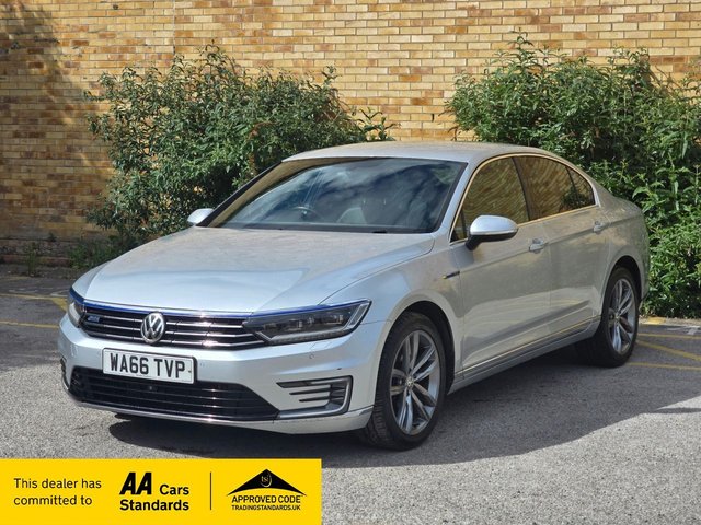 View our VOLKSWAGEN PASSAT