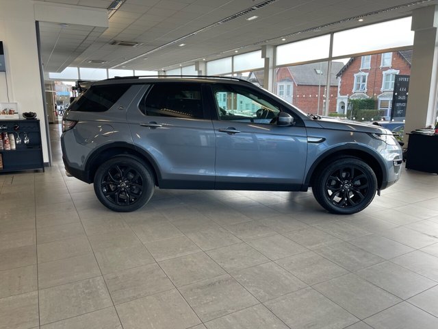 View our LAND ROVER DISCOVERY SPORT