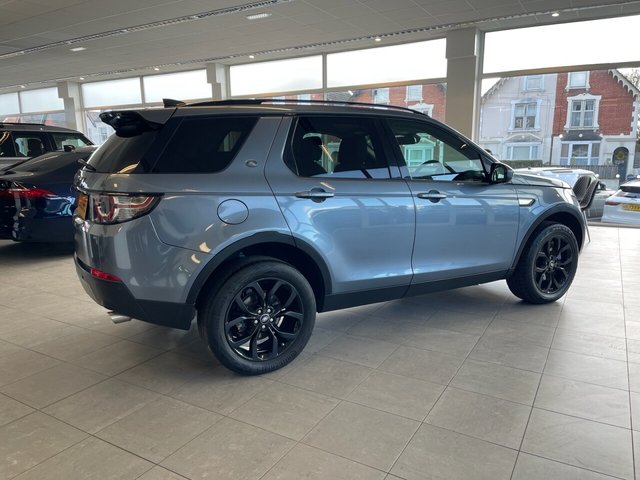 View our LAND ROVER DISCOVERY SPORT