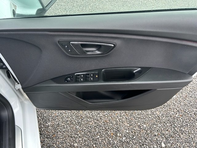 2019 SEAT LEON 1.5 TSI EVO FR ST 5dr Petrol Manual Euro 6 (s/s) (130 ps) - Photo 11