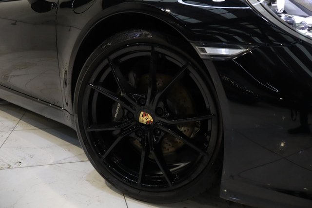 2017 PORSCHE 911 [991] - Photo 4