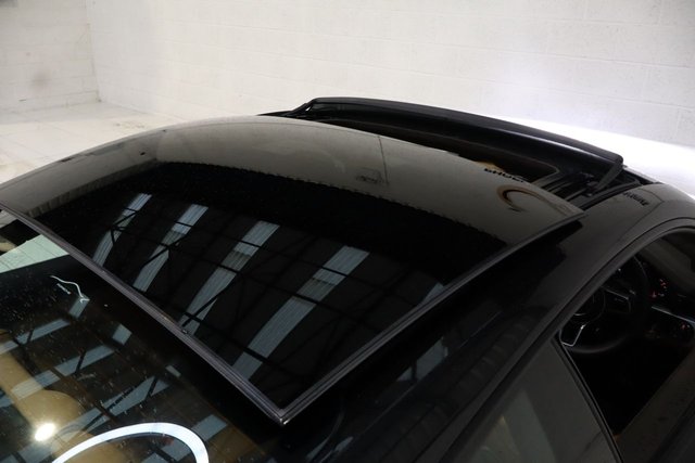 2017 PORSCHE 911 [991] - Photo 8