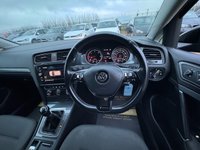USED 2018 67 VOLKSWAGEN GOLF 1.6 TDI BlueMotion Tech SE Nav Estate 5dr Diesel Manual Euro 6 (s/s) (115 ps) ABS USB