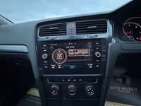 USED 2018 67 VOLKSWAGEN GOLF 1.6 TDI BlueMotion Tech SE Nav Estate 5dr Diesel Manual Euro 6 (s/s) (115 ps) ABS USB