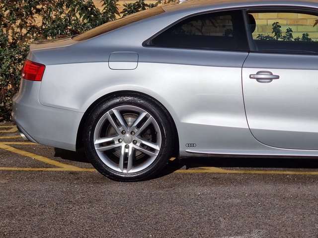 2012 AUDI A5 3.0 TDI V6 Black Edition Coupe 2dr Diesel S Tronic quattro Euro 5 (s/s) (245 ps) - Photo 8