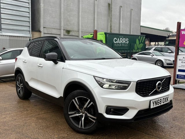 View our VOLVO XC40