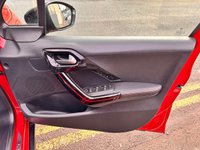 USED 2017 67 PEUGEOT 2008 1.2 PureTech GT Line Euro 6 (s/s) 5dr FULL SERVICE HISTORY! 2 KEYS!