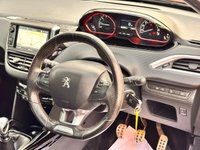 USED 2017 67 PEUGEOT 2008 1.2 PureTech GT Line Euro 6 (s/s) 5dr FULL SERVICE HISTORY! 2 KEYS!