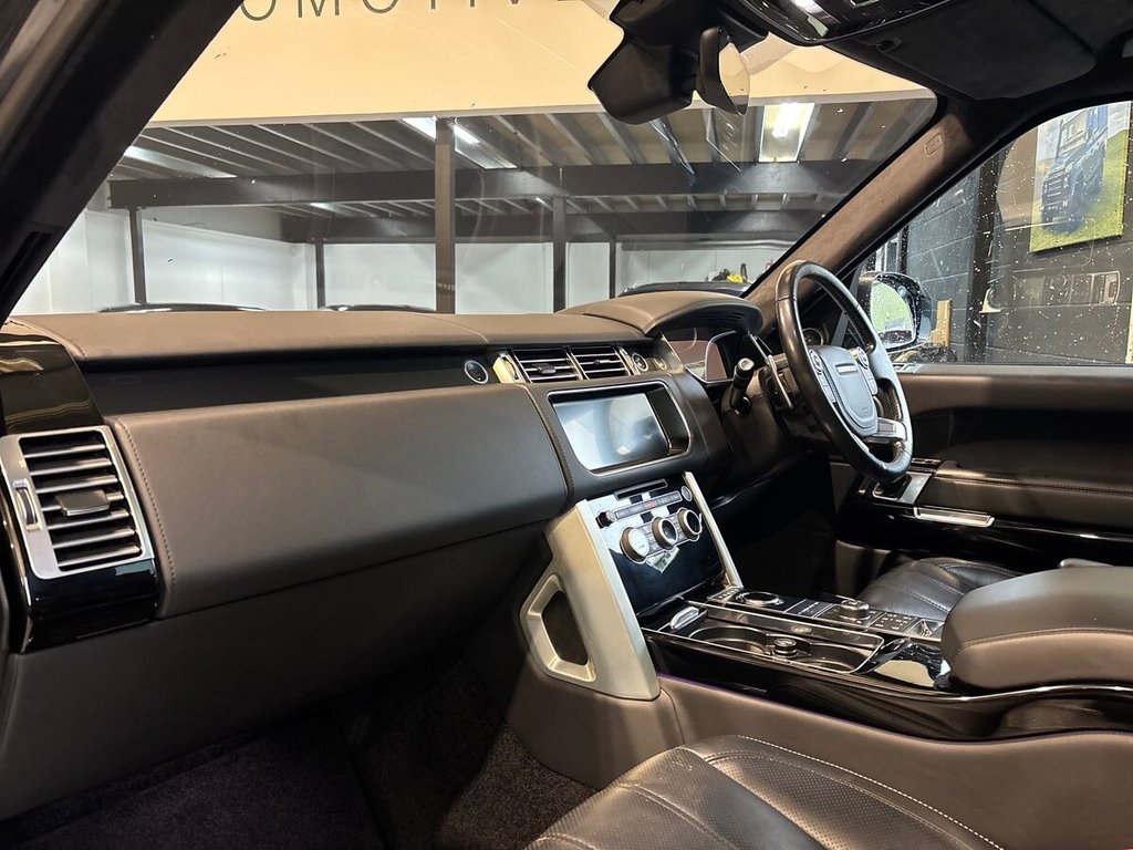 USED 2017 67 LAND ROVER RANGE ROVER 4.4 SD V8 Autobiography SUV 5dr Diesel Auto 4WD Euro 6 (s/s) (339 ps) STUNNING HISTORY|HEAD UP DISP