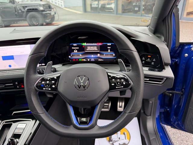 2023 Volkswagen Golf 2L R 5dr - Photo 11