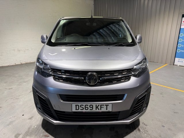2019 VAUXHALL VIVARO - Photo 11