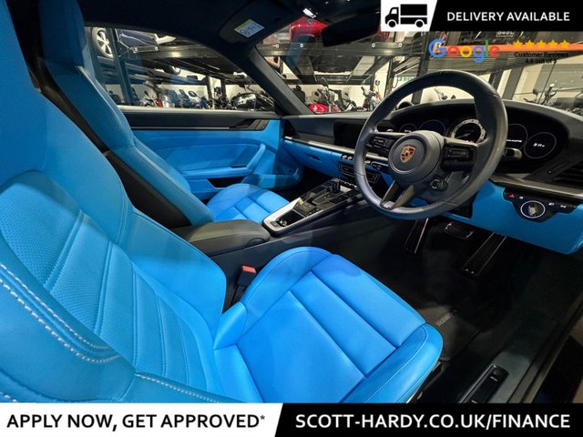2022 Porsche 911 3L 992 Carrera 4 Gts 2dr - Photo 3