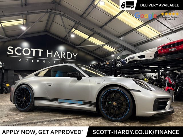 2022 Porsche 911 3L 992 Carrera 4 Gts 2dr - Photo 2
