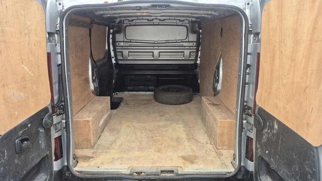 2023 RENAULT TRAFIC - Photo 10
