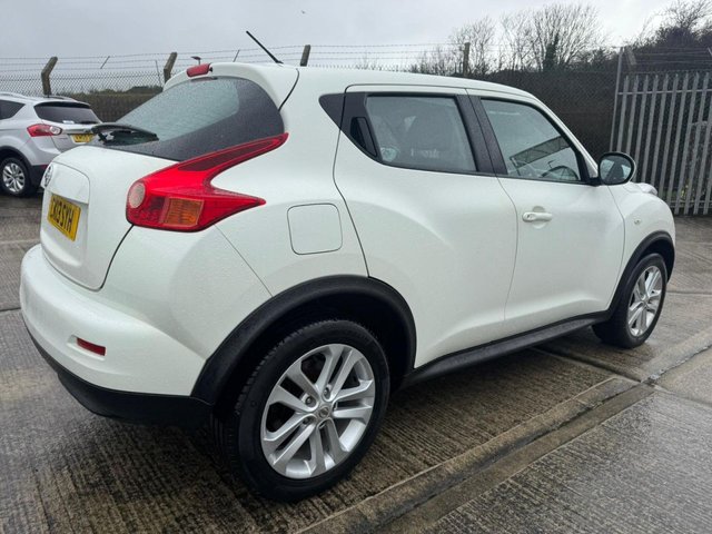 2013 Nissan Juke 1.6L Acenta 5dr - Photo 9
