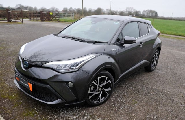 2021 TOYOTA C-HR - Photo 3