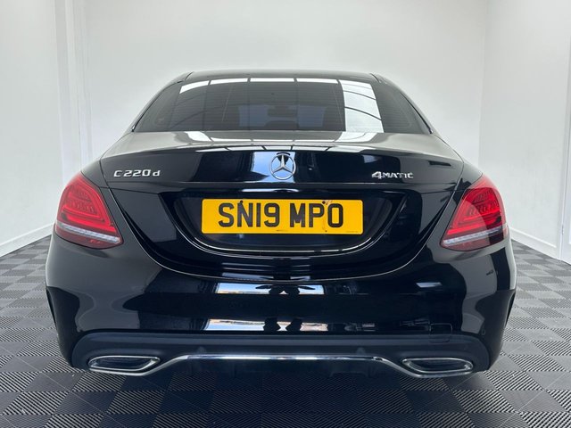 2019 MERCEDES-BENZ C-CLASS 2.0 C220d AMG Line Saloon 4dr Diesel G-Tronic+ Euro 6 (s/s) (194 ps) - Photo 5